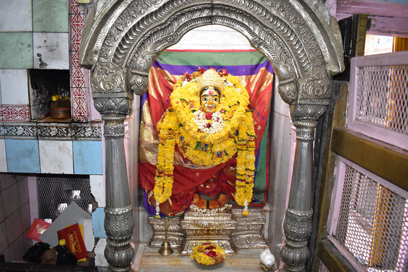 नवरात्रि के दूसरे दिन कीजिए वाराणसी में स्थित मां ब्रह्मचारिणी के भव्य मंदिर के दर्शन