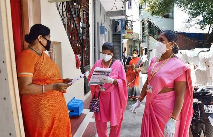 यूपी की आशा बहनों को मिला नवरात्रि गिफ्ट, सीएम योगी ने की स्मार्टफोन वितरण की घोषणा