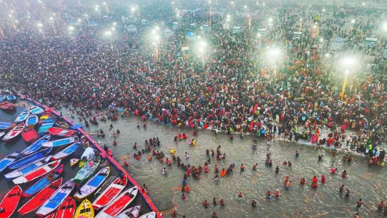 Mahakumbh 2025; पाकिस्तान में ‘महाकुंभ का क्रेज़ !’, गूगल पर जमकर सर्च कर रहे हैं पाकिस्तानी।