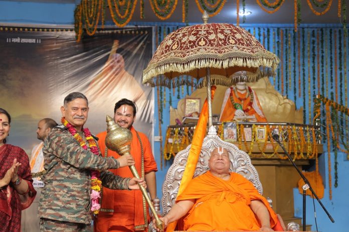 "I want to see POK become a part of India during your tenure" — Jagadguru Rambhadracharya