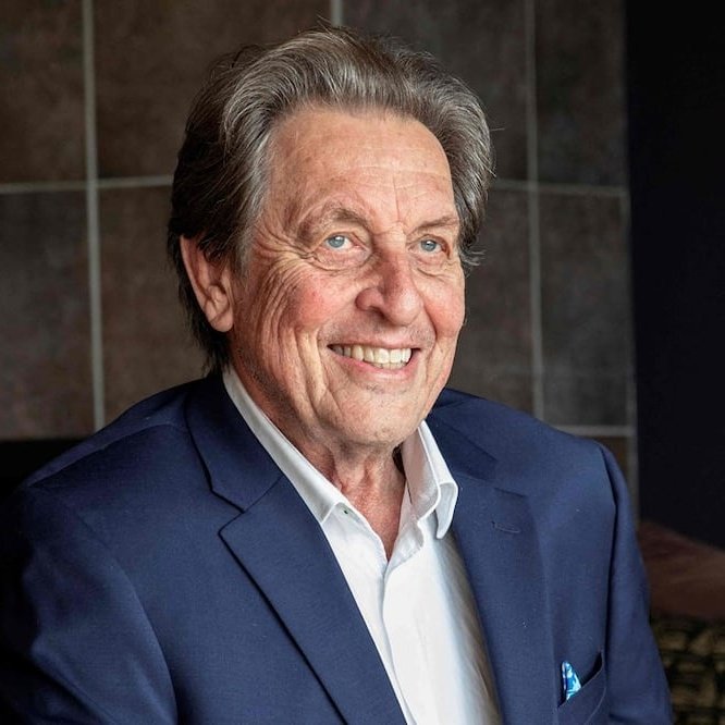 Elon Musk's father will come to India to visit Ramlala