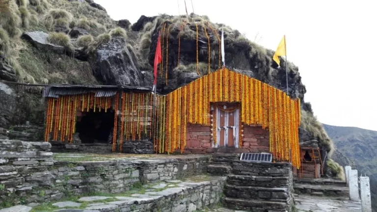 श्रद्धा और उल्लास के बीच चतुर्थ केदार रुद्रनाथ मंदिर के कपाट खुले