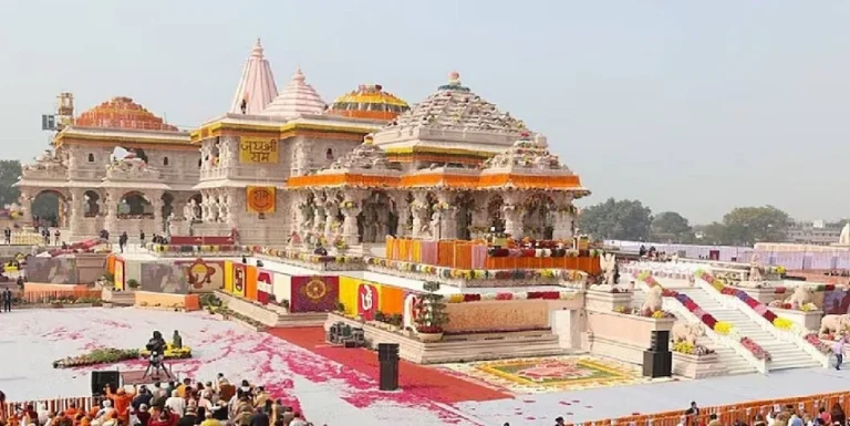 राम दरबार की प्राण प्रतिष्ठा से गूंज उठी अयोध्या, गंगा दशहरा पर भव्य अनुष्ठान का आयोजन
