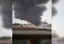 अहमदाबाद में बड़ा विमान हादसा, लंदन जा रही एयर इंडिया की फ्लाइट टेकऑफ के तुरंत बाद क्रैश