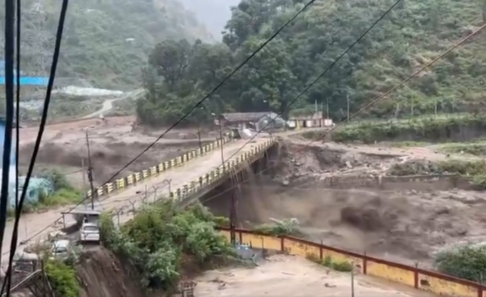 Heavy Rain Wreaks Havoc, Cloudburst in Kullu Worsens Situation