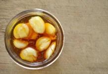 शहद में भिगोया लहसुन, इम्यूनिटी बढ़ाने से लेकर दिल की सेहत तक देता है चमत्कारी फायदे