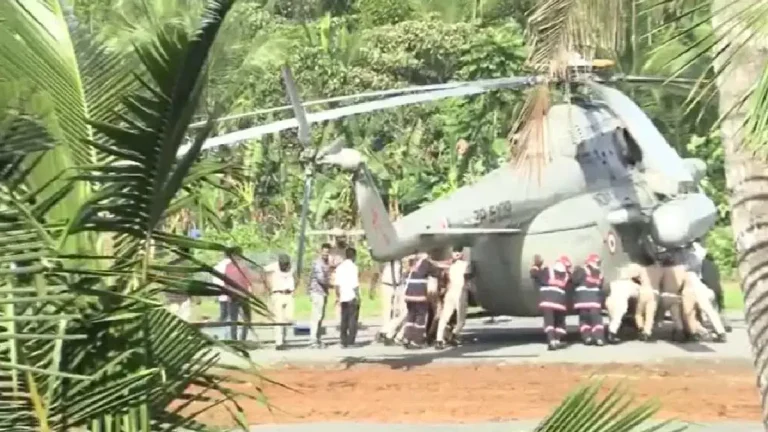 राष्ट्रपति द्रौपदी मुर्मू केरल दौरे पर हादसे से बाल-बाल बचीं, हेलिकॉप्टर लैंडिंग के दौरान धंसा हेलीपैड