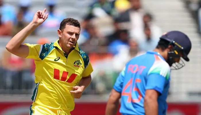 ऑस्ट्रेलिया ने वर्षा से बाधित पहले वनडे में भारत को 7 विकेट से हराया, सीरीज में 1-0 की बढ़त