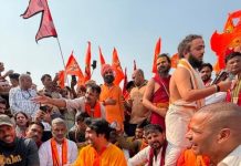 बागेश्वर बाबा की पदयात्रा में शामिल हो सकते है संत प्रेमानंद महाराज जी,? भक्तों में दिखा उत्साह!