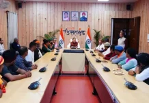 चौखुटिया में स्वास्थ्य सेवाओं के सुदृढ़ीकरण की मांग को लेकर निकली पदयात्रा देहरादून पहुंची, मुख्यमंत्री धामी से मिला प्रतिनिधिमंडल