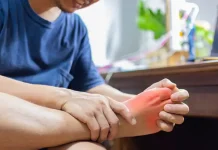 शरीर से यूरिक एसिड को प्राकृतिक रूप से कम करने के आसान उपाय, जानिए किन खाद्य पदार्थों से मिलेगा फायदा