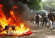 बांग्लादेश में हिंदुओं पर हमले जारी, 24 घंटे में दो हिंदू पुरुषों की नृशंस हत्या