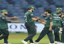 पाकिस्तान की हार के बाद बवाल, देश में गुस्सा और भारत में मीम्स की बाढ़