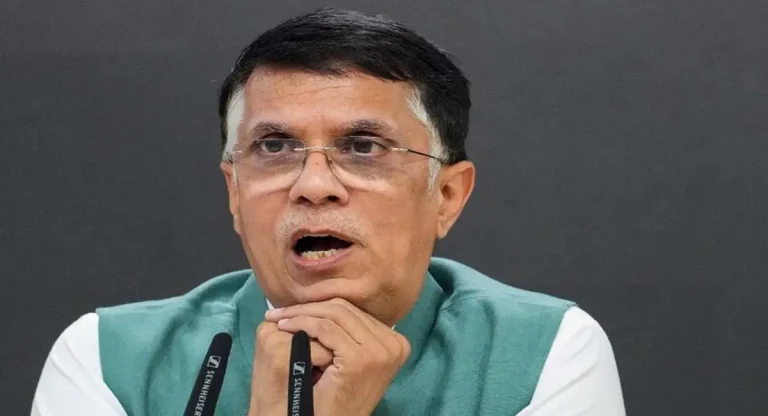 असम में पासपोर्ट विवाद से सियासी संग्राम, पवन खेड़ा के आरोपों पर पुलिस कार्रवाई, सीएम सरमा का पलटवार