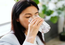 गर्मी में ऑफिस जाने वालों के लिए राहत, ये 5 देसी ड्रिंक्स बचाएंगे डिहाइड्रेशन और थकान से