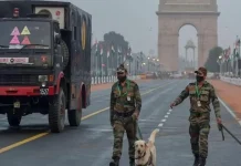 दिल्ली में हाई अलर्ट, रेलवे स्टेशनों और अदालतों को बम धमकी, सुरक्षा एजेंसियां सतर्क