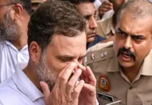PM आवास के बाहर प्रदर्शन के दौरान राहुल गांधी और अखिलेश यादव हिरासत में, सोनम वांगचुक आंदोलन पर बढ़ा सियासी संग्राम