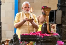 सरकार के मुखिया के तौर पर मोदी के 25 साल पूरे, सरोजिनी नगर के विनायक मंदिर में की पूजा-अर्चना