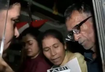 अंकिता भंडारी के माता-पिता इंडिया गेट पर हिरासत में लिए गए, सुबह पांच बजे छोड़ा गया